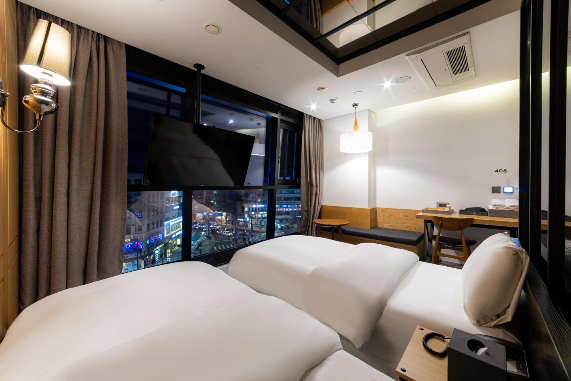 Hotel The Designers Seoul Station Exterior photo